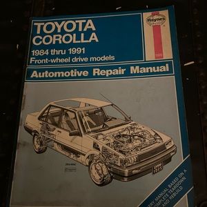 Haynes Toyota Corolla 1984-91 front wheel drive automotive repair manual 1025